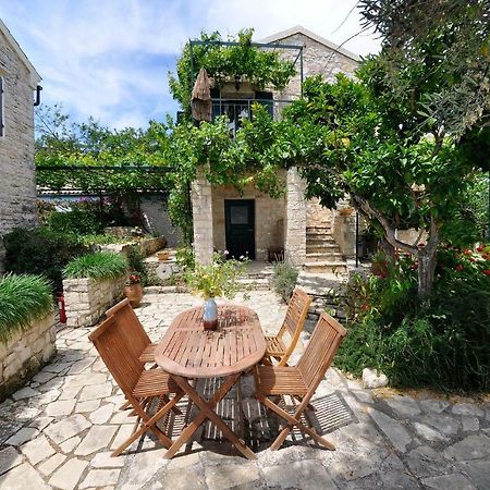 Adamantia Hotel Gaios Exterior photo