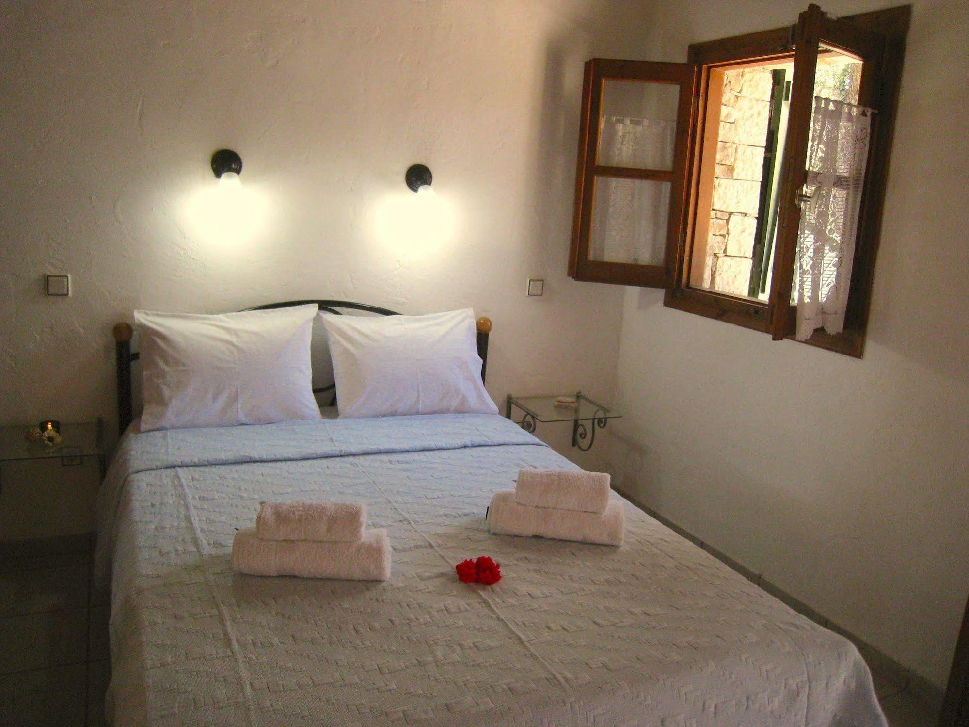 Adamantia Hotel Gaios Exterior photo